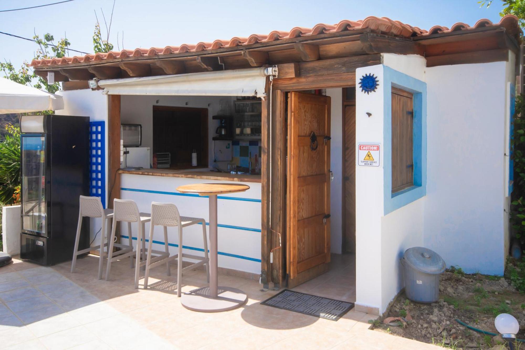 Infinity Wellness Boutique Hotel Afrata Exterior foto