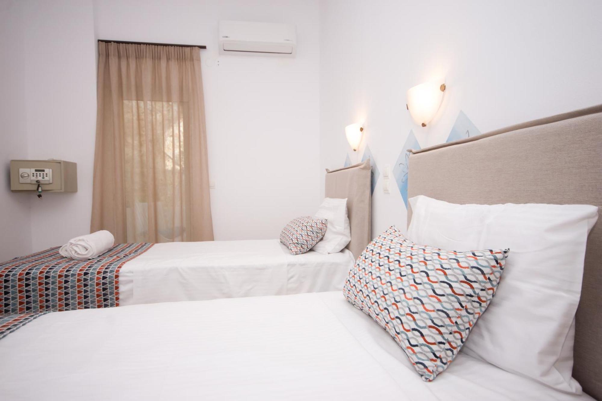 Infinity Wellness Boutique Hotel Afrata Exterior foto